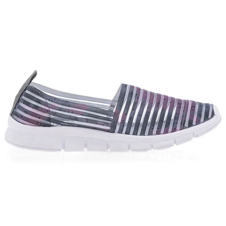 Baskets / sneakers Femme Violet NewRun : Baskets / Sneakers . Besson Chaussures