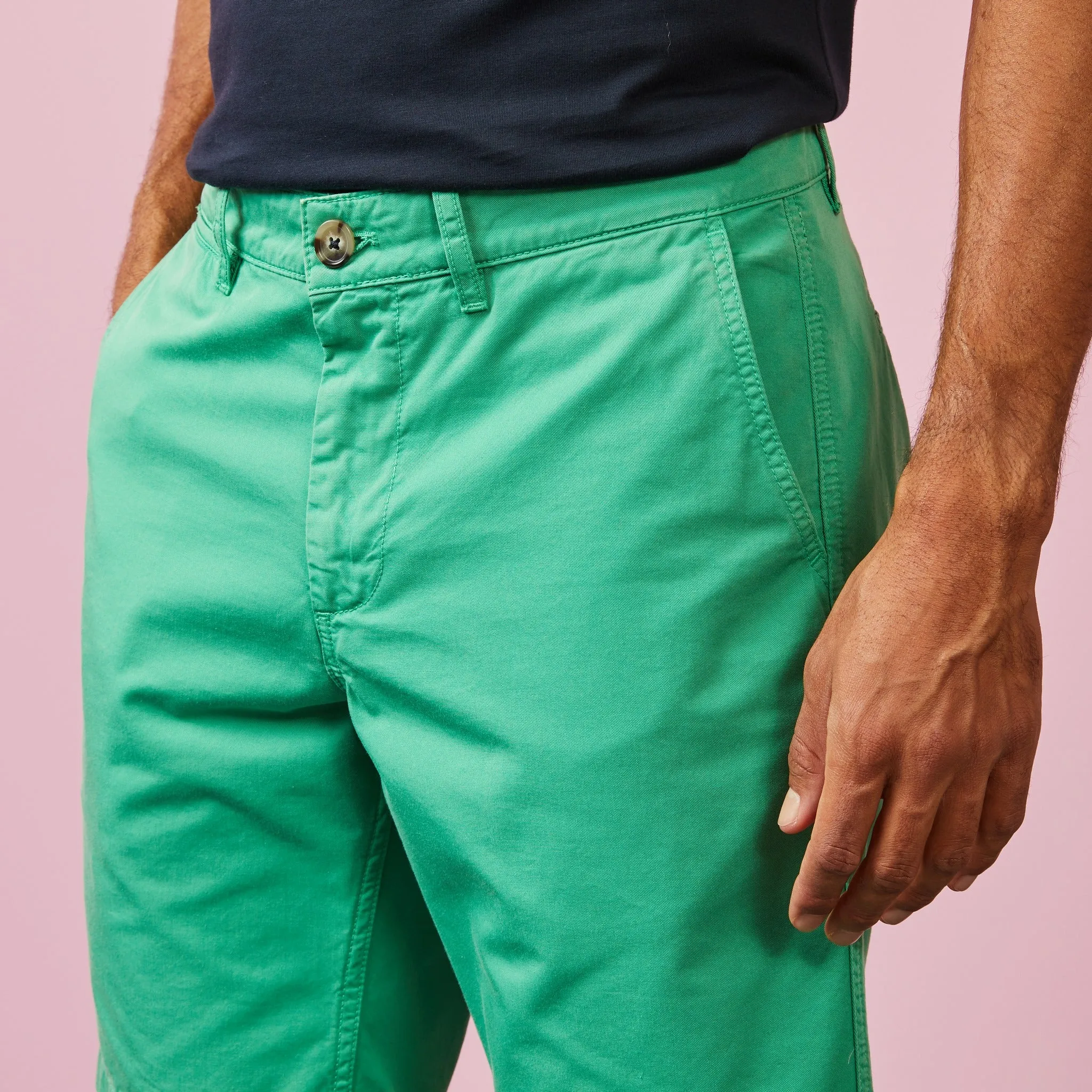 Bermuda chino vert