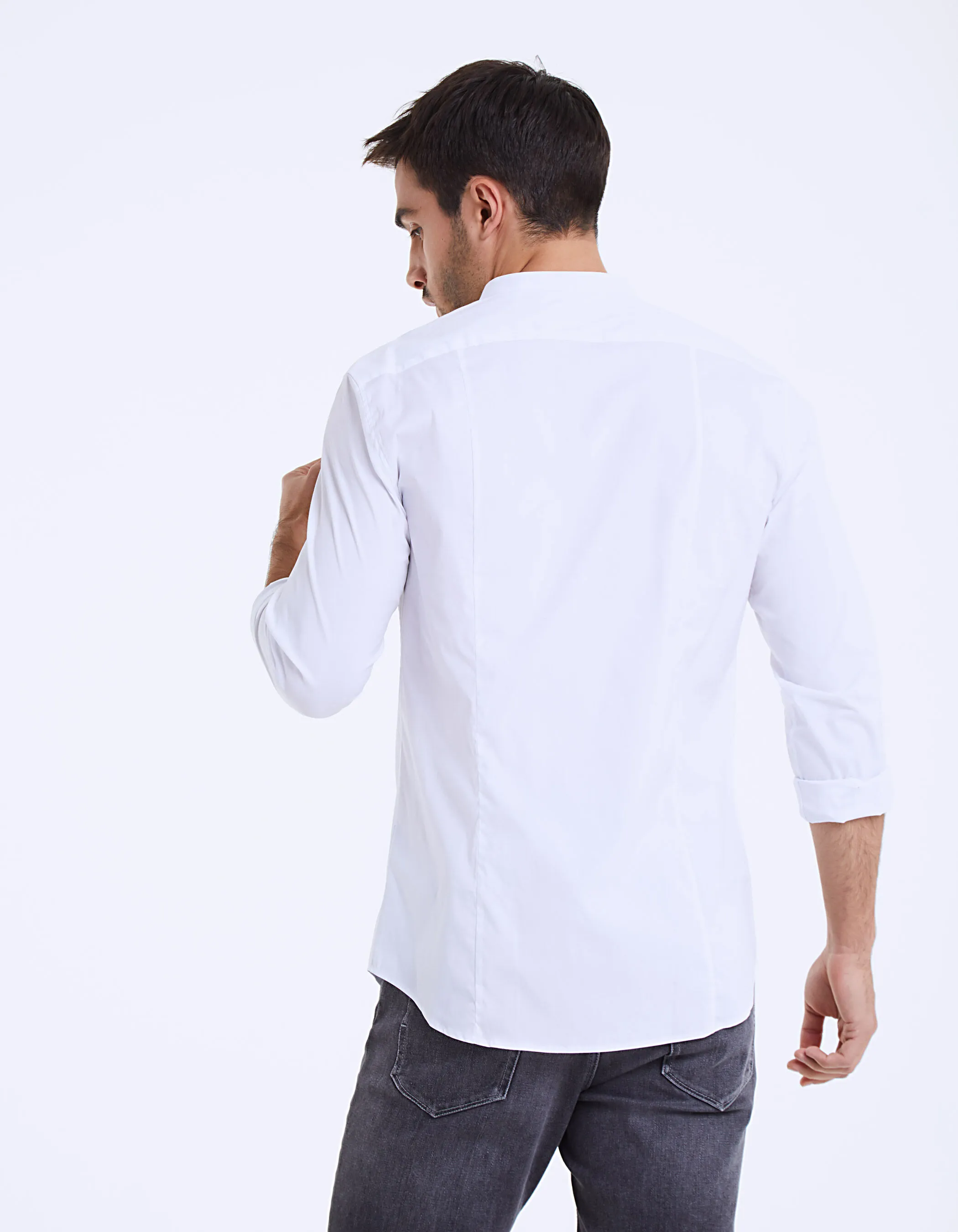 Chemise slim blanche à col Mao homme