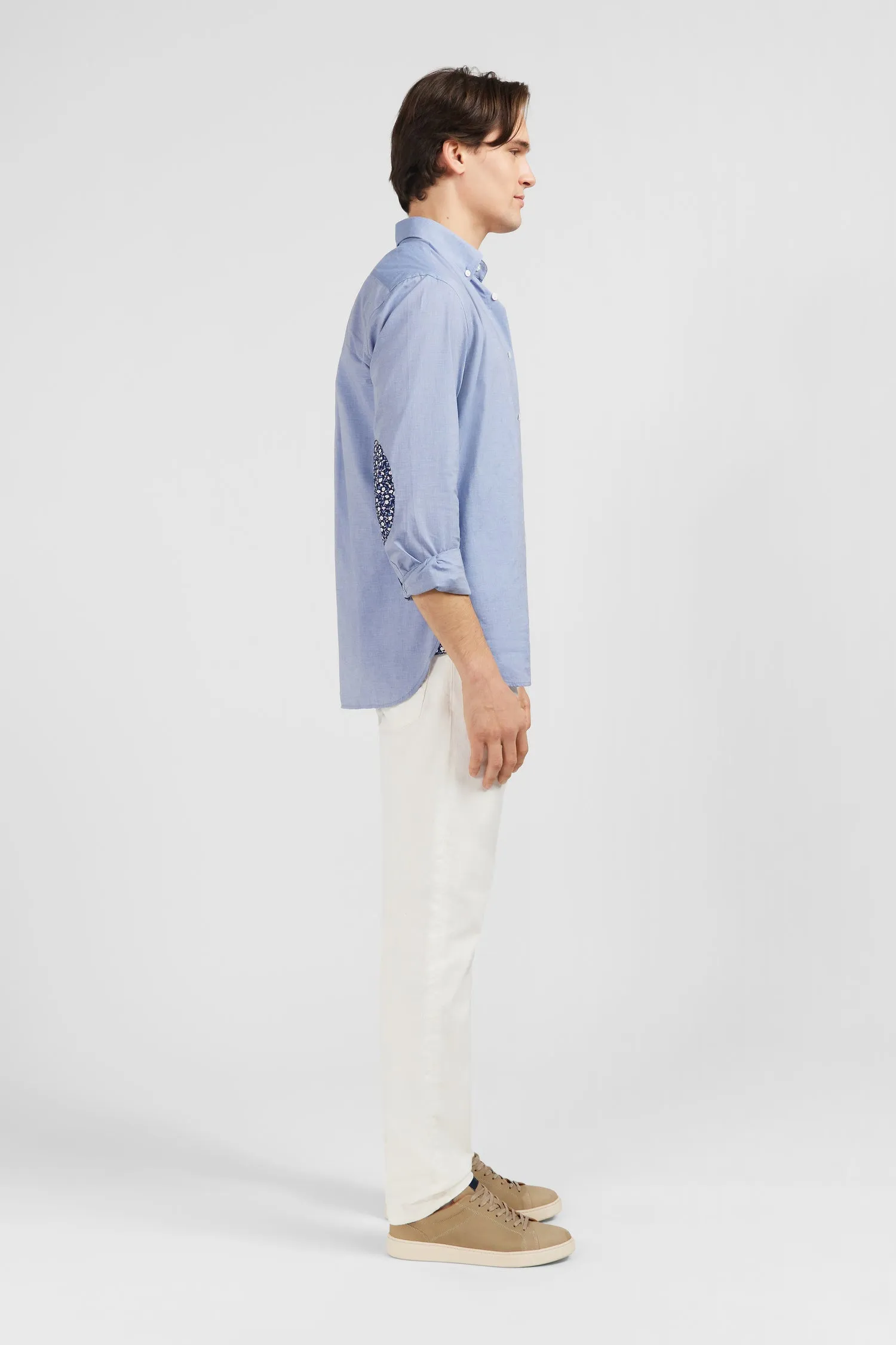 Chemise unie ciel en coton coupe classique