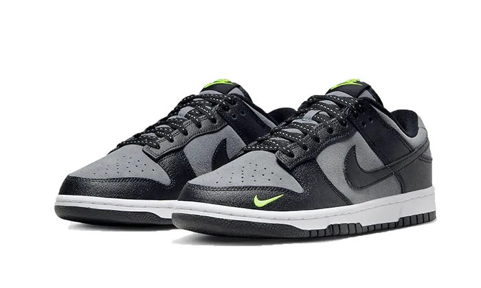 Dunk Low Black Grey Green Strike