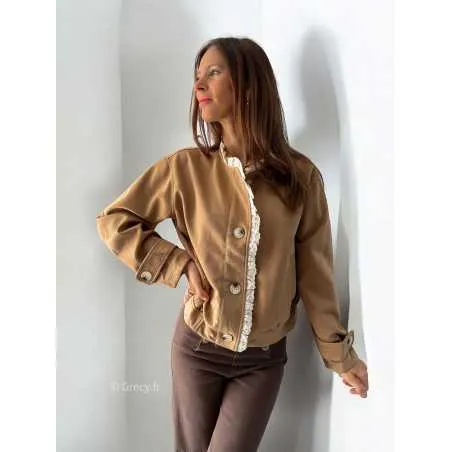 Veste suédine camel broderie manches longues